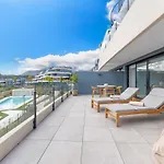 Oasis 325 - 2 Bedroom With Frontal Sea And Mountain View アパート エステポナ